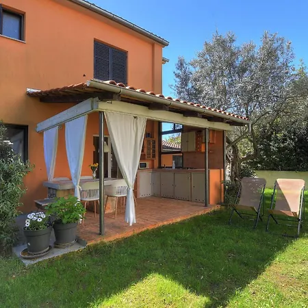 Daire Comfortable With Private Terrace *