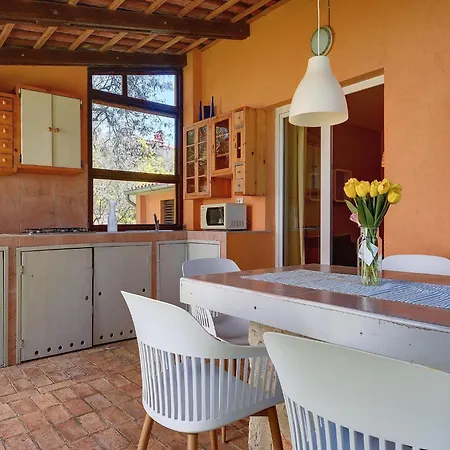 Comfortable With Private Terrace